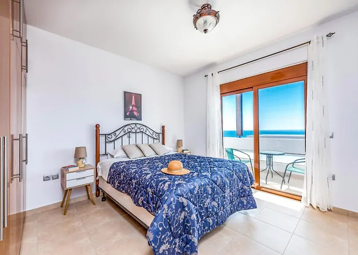 By 别墅 吉奥塔略